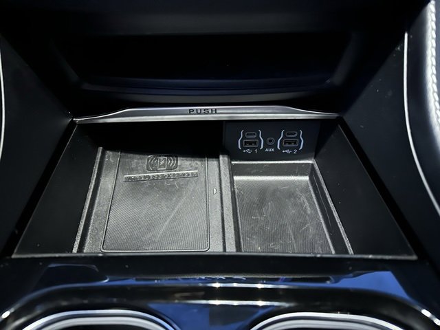 Used 2023 Chrysler Pacifica Limited w/ S Appearance Package image 29