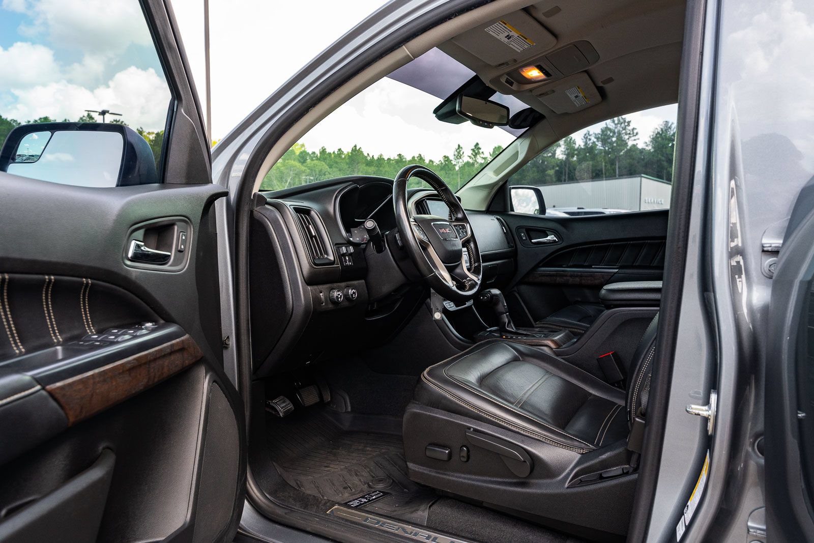 Used 2021 GMC Canyon Denali AWD/4WD image 17