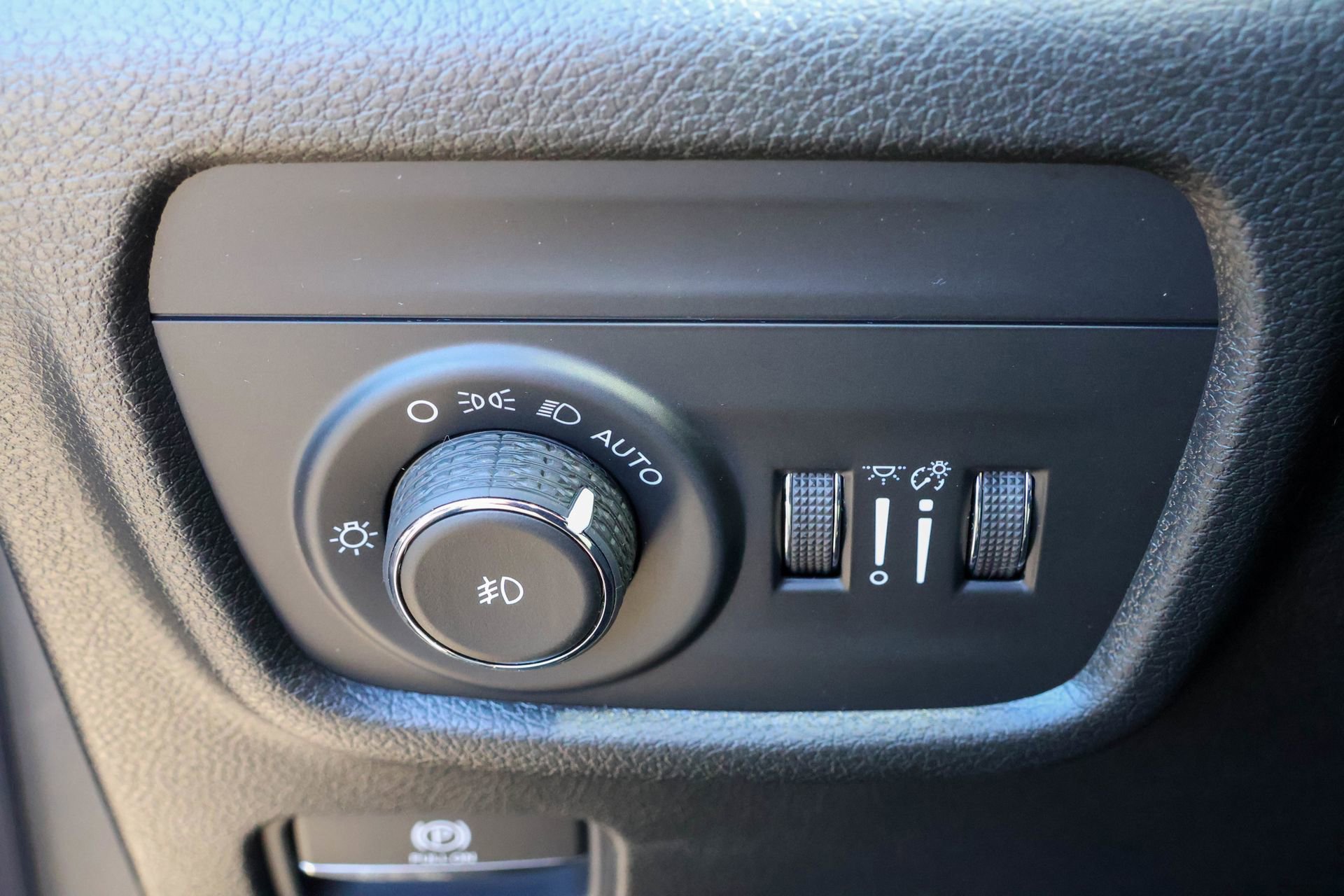 New 2026 Jeep Grand Cherokee Limited image 30