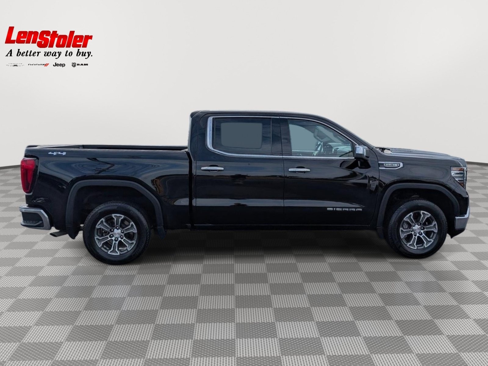 Used 2025 GMC Sierra 1500 SLT AWD/4WD image 6