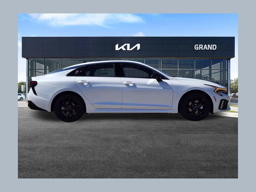 New 2026 Kia K5 GT-Line image 1