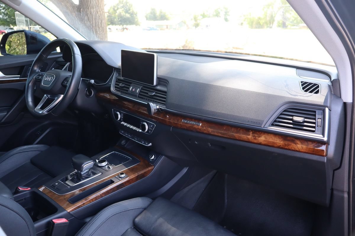 Used 2018 Audi Q5 2.0T Premium Plus w/ Premium Plus Package AWD/4WD image 17