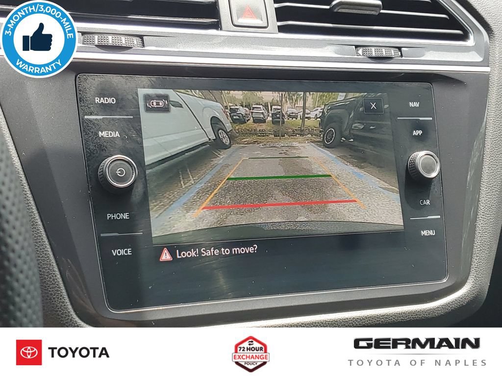 Used 2022 Volkswagen Tiguan SEL R-Line AWD/4WD image 25