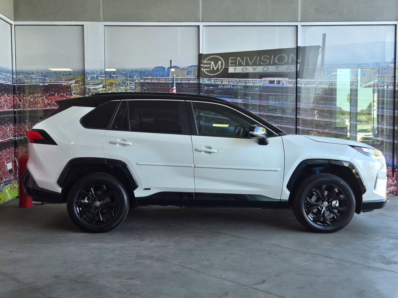 Certified 2024 Toyota RAV4 XSE w/ Weather Package AWD/4WD image 4