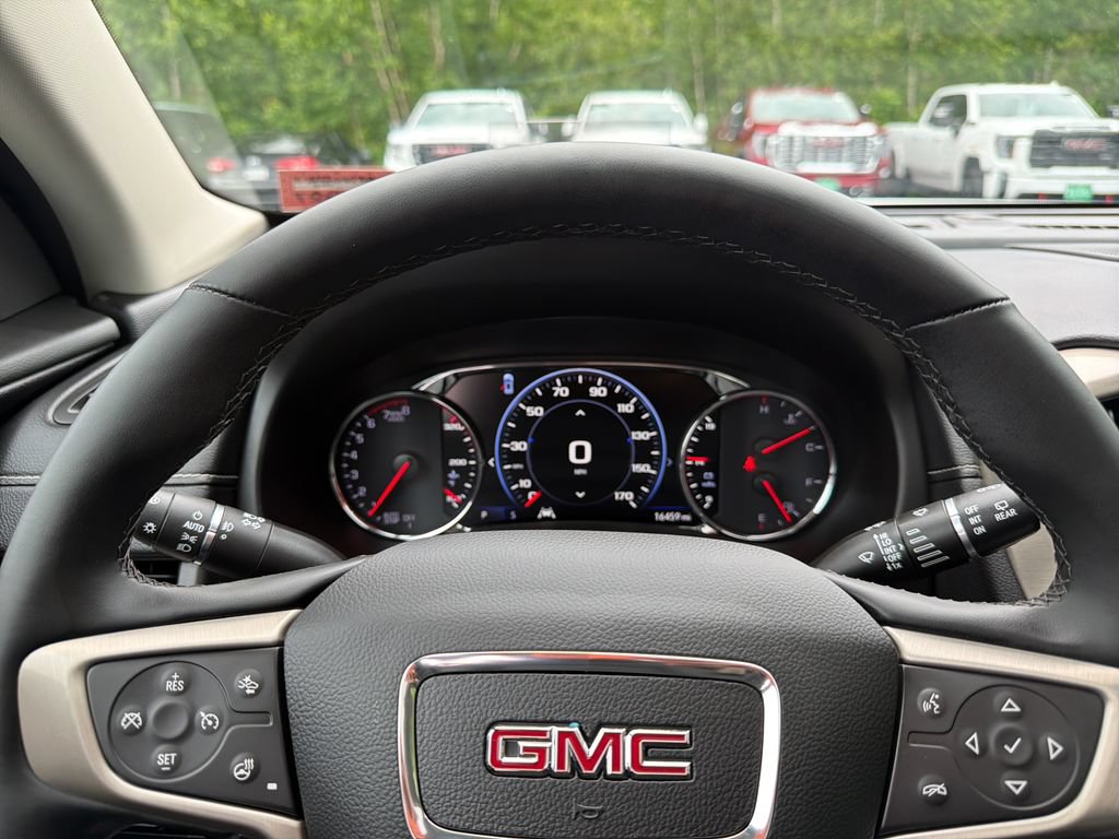 Certified 2024 GMC Terrain Denali w/ Denali Premium Package AWD/4WD image 15