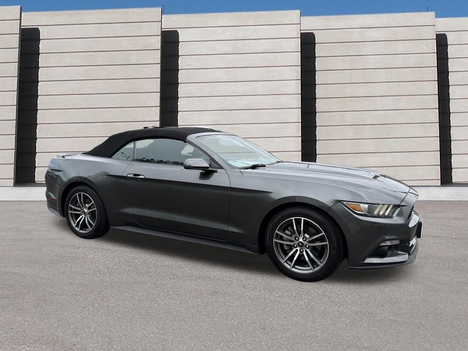 Used 2016 Ford Mustang Premium RWD image 6