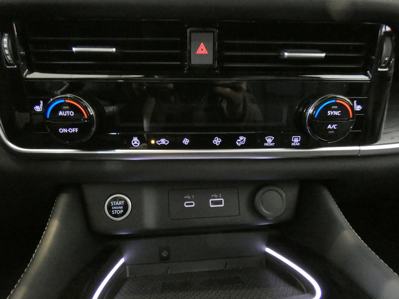 Used 2023 Nissan Rogue Platinum AWD/4WD image 15