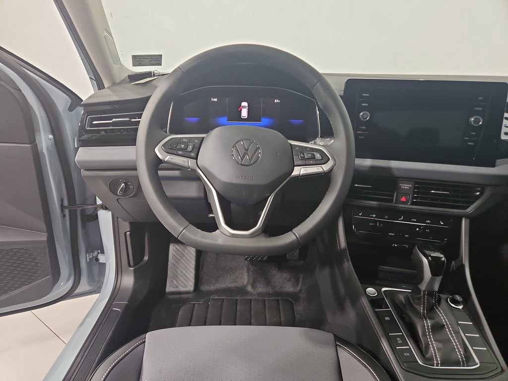 New 2026 Volkswagen Jetta SE image 13