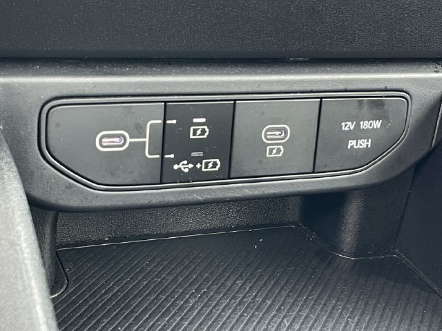 Used 2025 Kia K4 FWD image 19