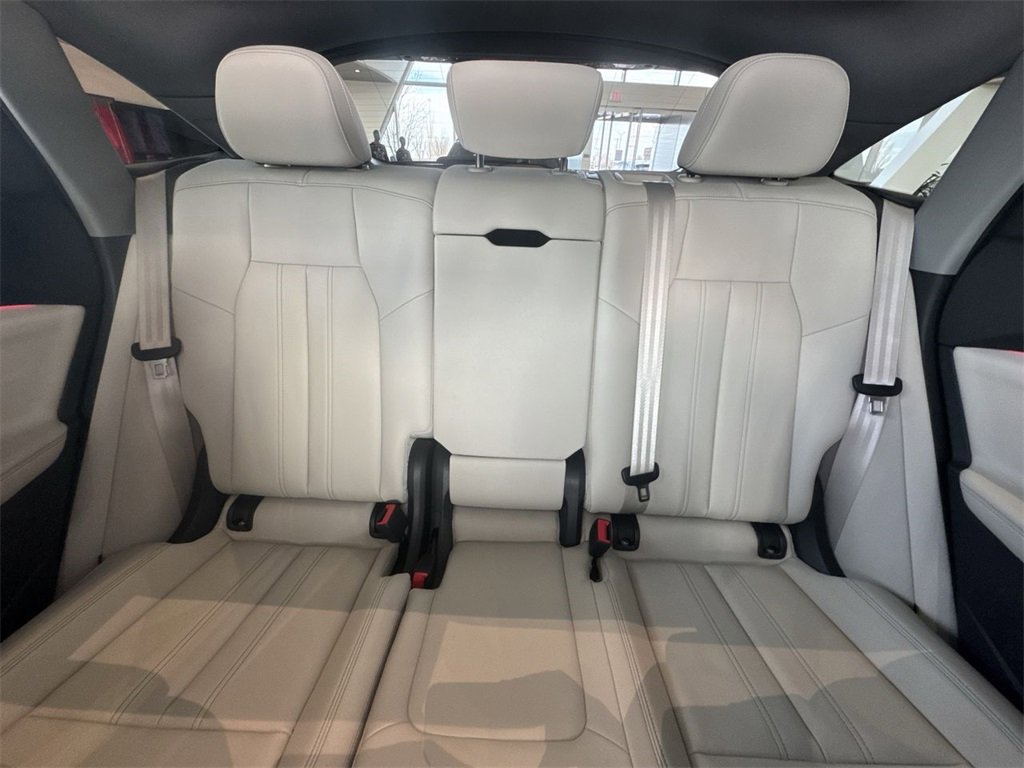 New 2025 Audi Q5 Premium Plus image 23