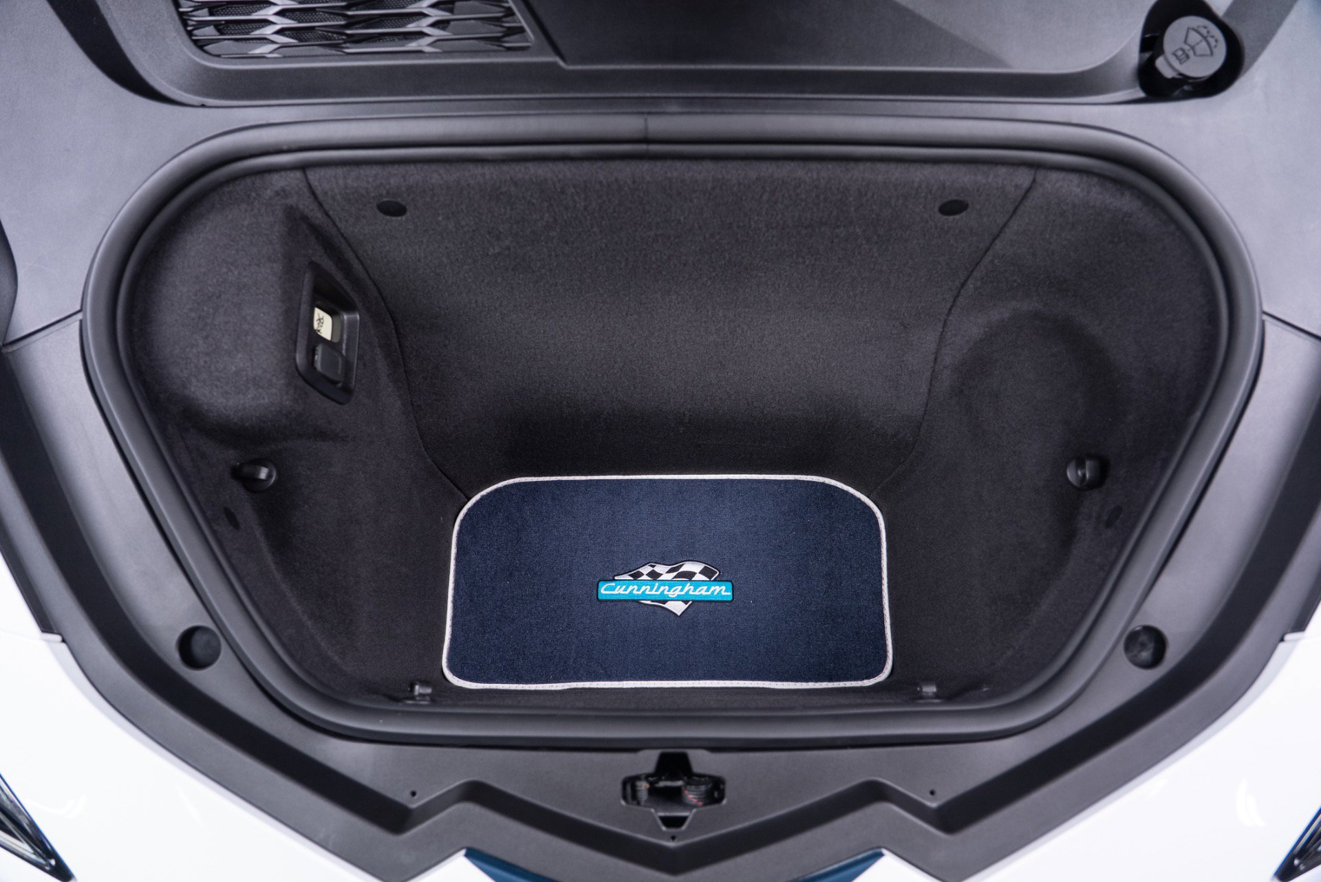 Used 2022 Chevrolet Corvette Stingray Premium Cpe w/ Z51 Performance Package image 17