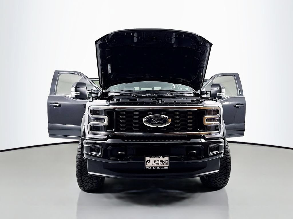 Used 2026 Ford F450 Platinum w/ FX4 Off-Road Package AWD/4WD image 37