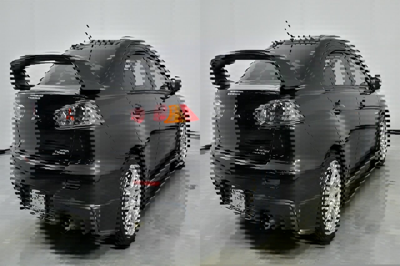 Used 2015 Mitsubishi Lancer Evolution GSR image 12