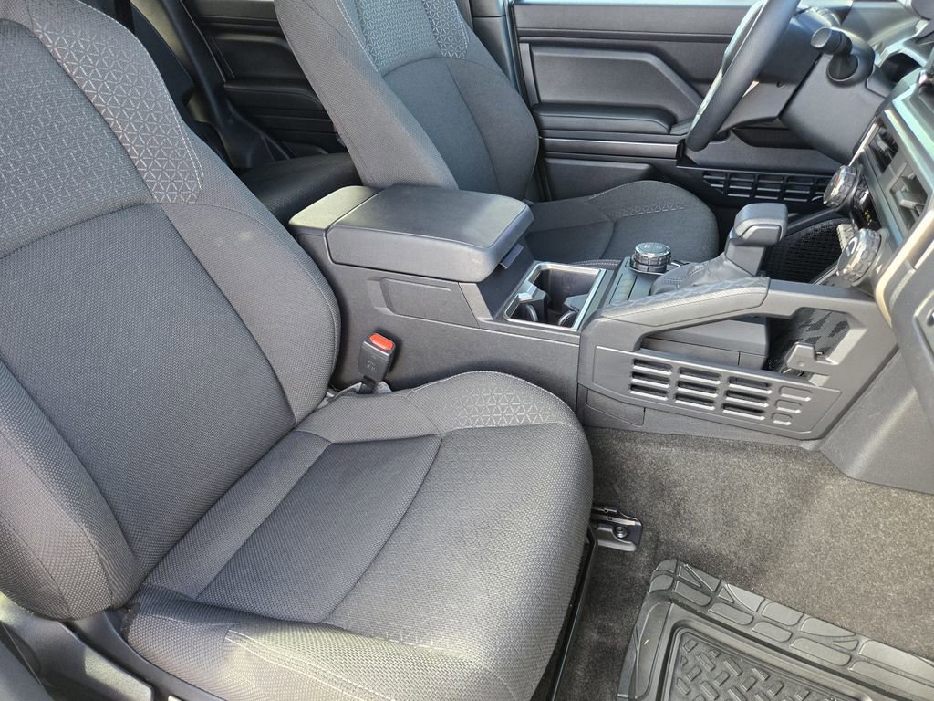 Used 2025 Toyota 4Runner SR5 image 9