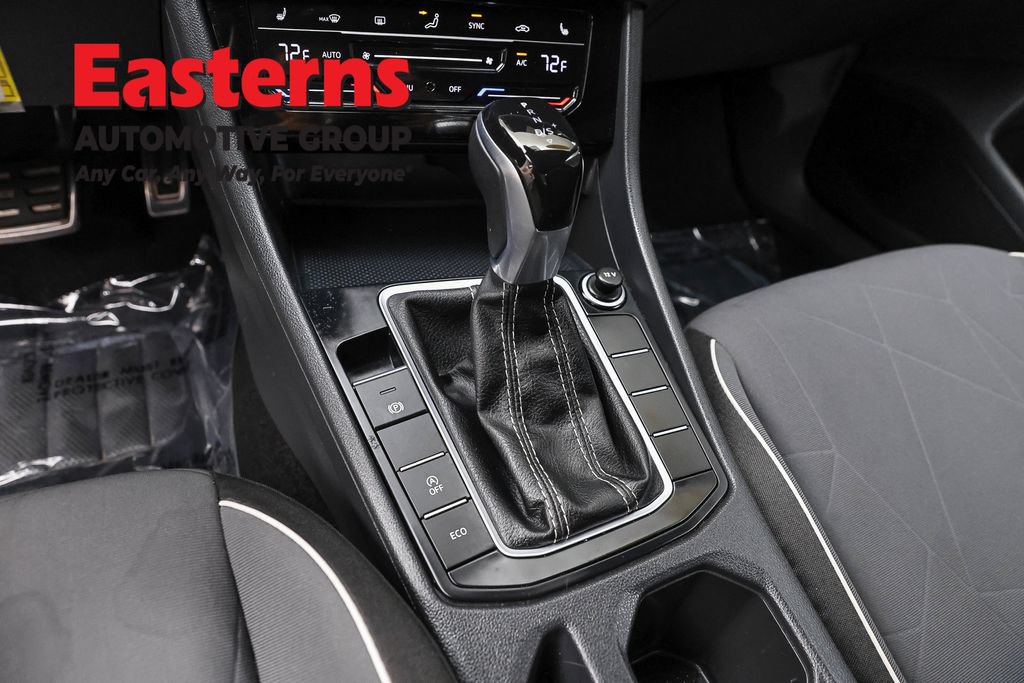 Used 2025 Volkswagen Jetta Sport FWD image 13
