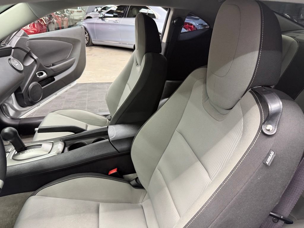 Used 2011 Chevrolet Camaro LT RWD image 31