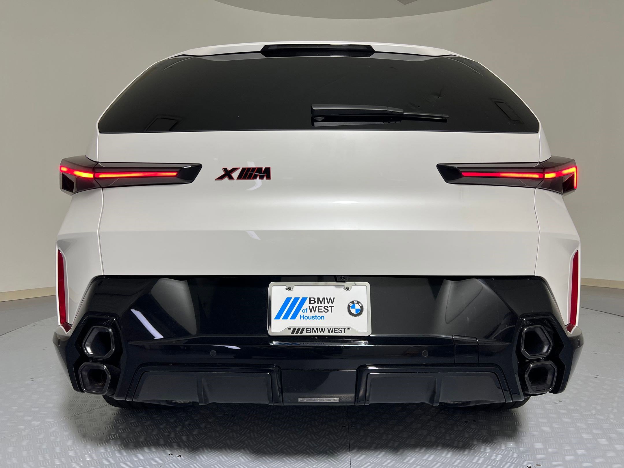 New 2026 BMW XM Label Red image 10