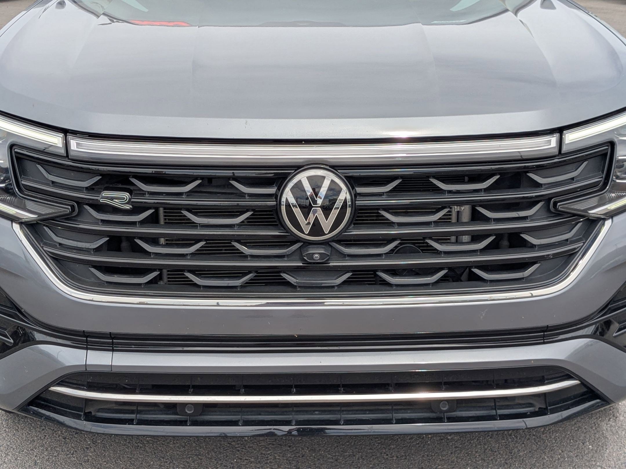 Used 2024 Volkswagen Atlas SEL Premium R-Line AWD/4WD image 10