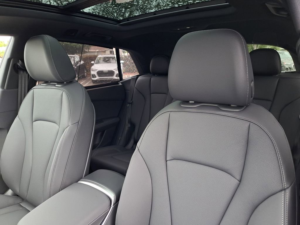 New 2026 Audi Q8 Premium Plus image 17