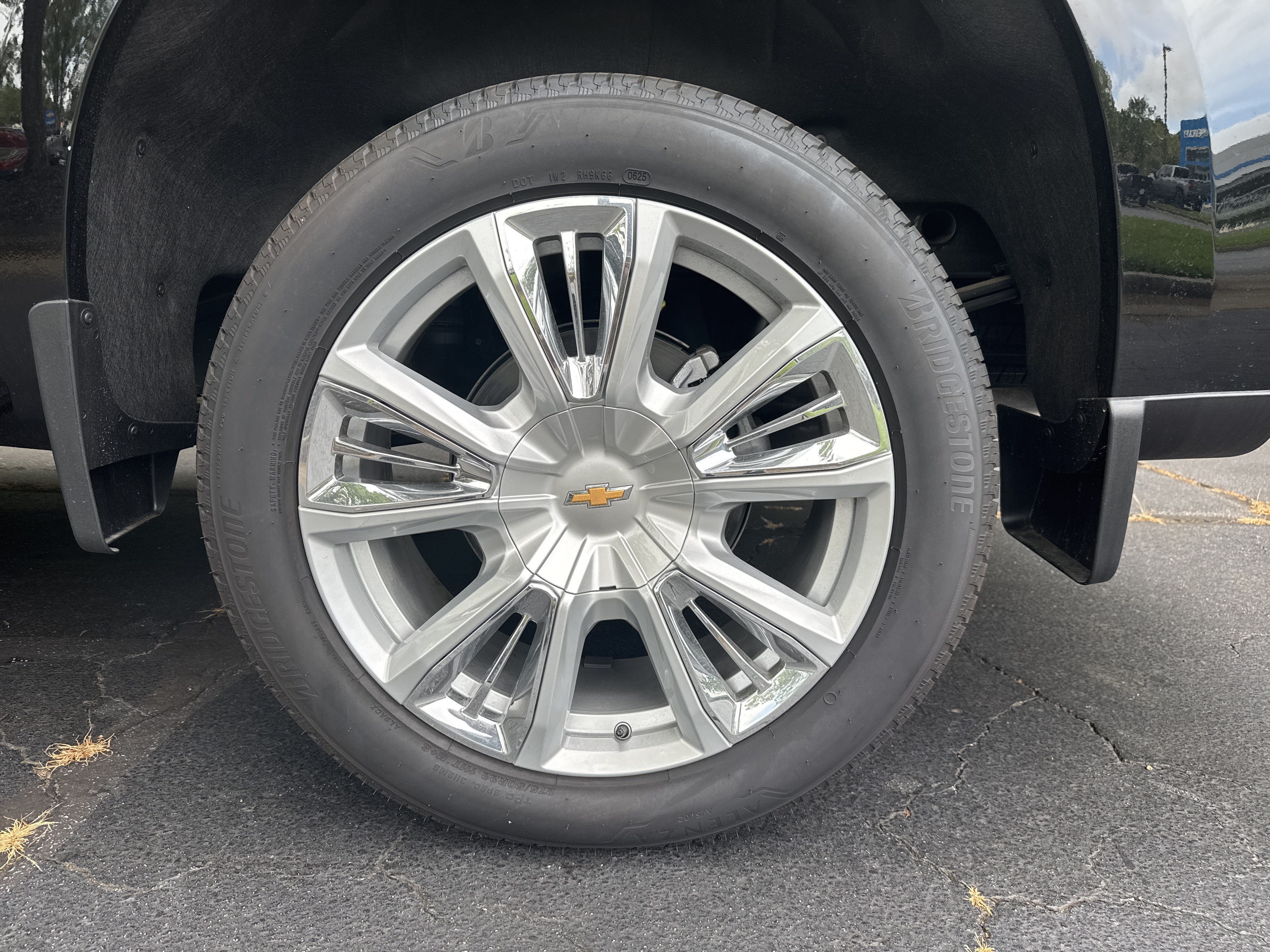 Used 2025 Chevrolet Silverado 1500 High Country AWD/4WD image 18