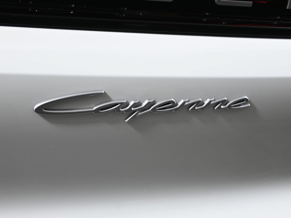 Used 2026 Porsche Cayenne Coupe AWD/4WD image 45