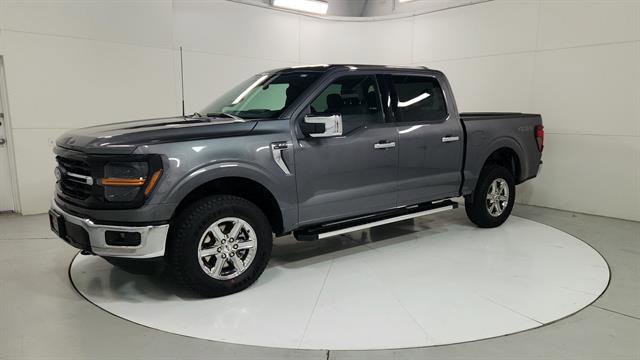 Used 2025 Ford F150 XLT w/ Equipment Group 301A Standard image 3