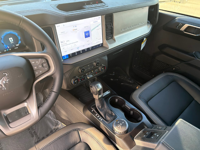 New 2026 Ford Bronco Outer Banks AWD/4WD image 29
