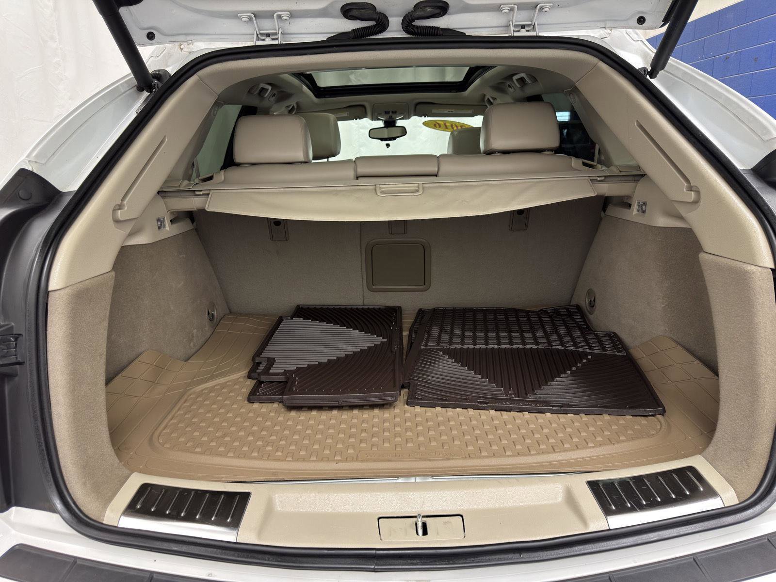 Used 2016 Cadillac SRX Luxury image 33