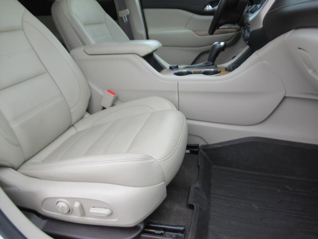 Used 2019 GMC Acadia Denali w/ Technology Package image 10