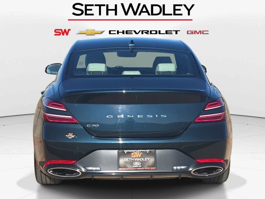 Used 2025 Genesis G70 2.5T image 8