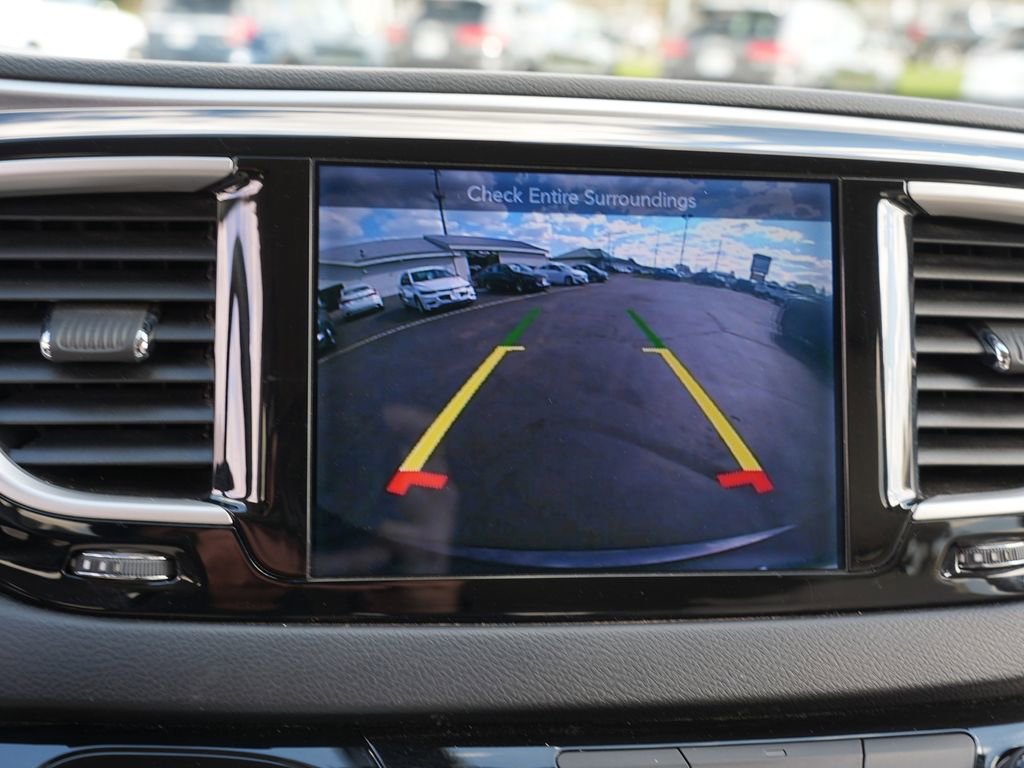 Used 2017 Chrysler Pacifica Touring Plus FWD image 28