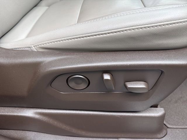 Used 2021 Chevrolet Tahoe LT w/ LT Signature Package image 33