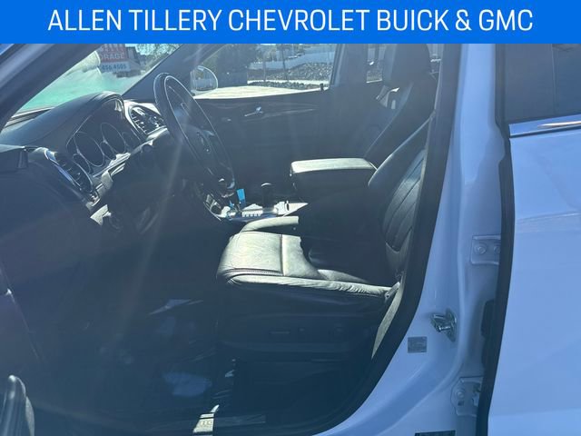 Used 2016 Buick Enclave Leather image 9