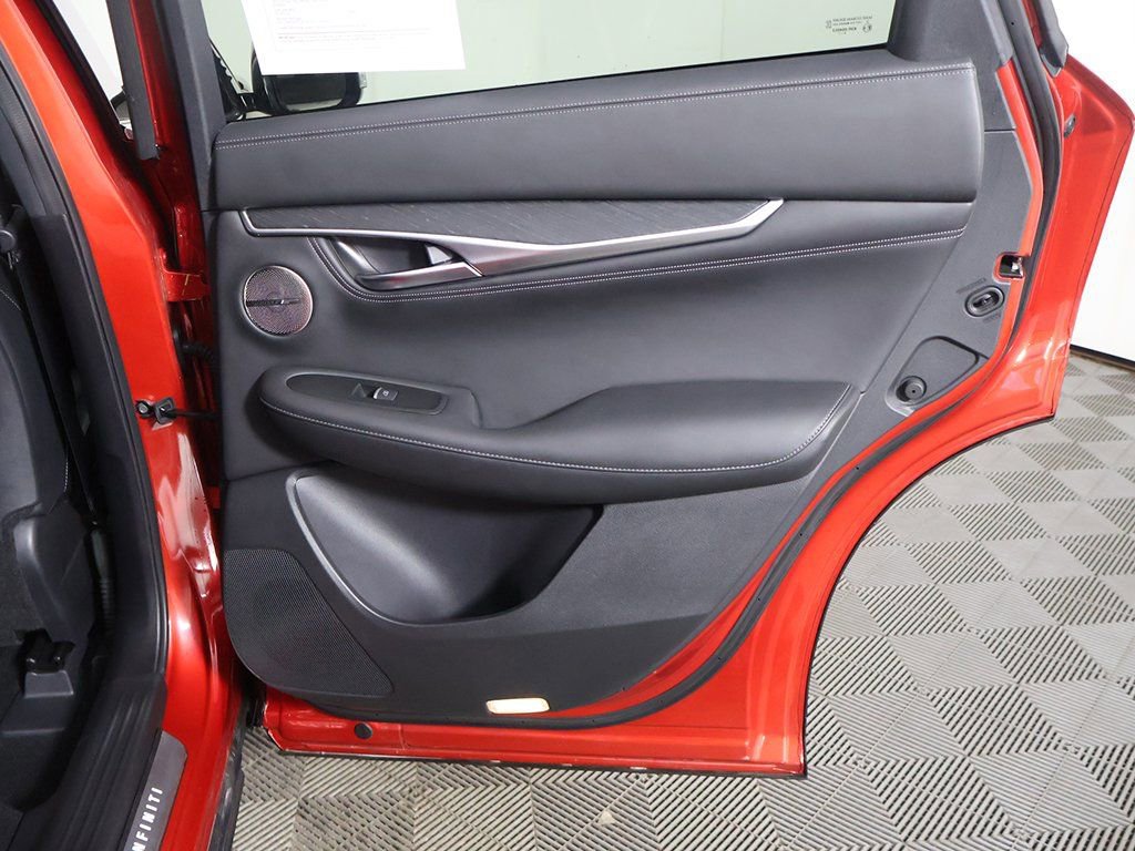 Used 2023 INFINITI QX55 Sensory w/ Lighting Package image 30