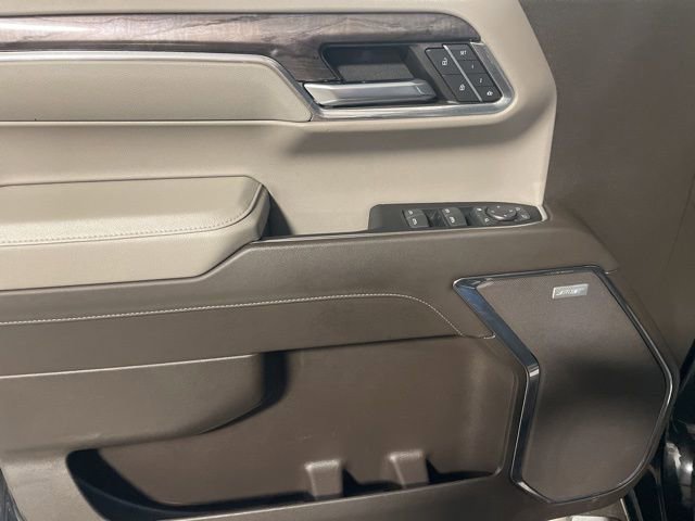 Used 2023 Chevrolet Silverado 1500 LTZ w/ LTZ Premium Package image 11