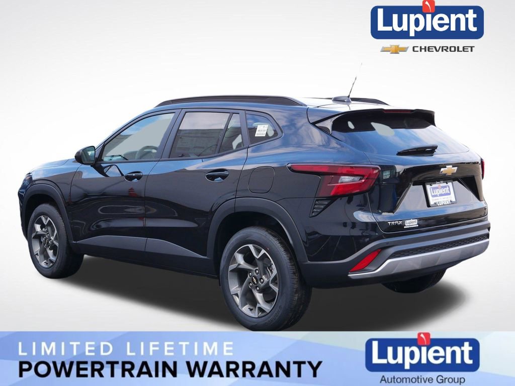 New 2026 Chevrolet Trax LT w/ Driver Confidence Package image 9