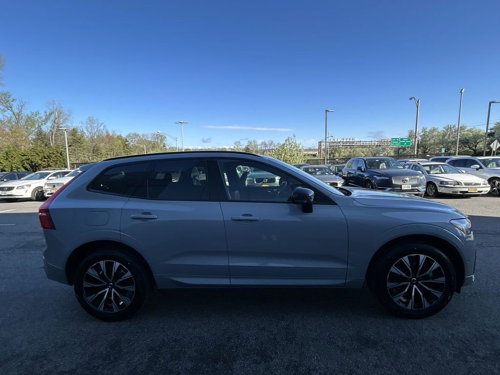 Certified 2024 Volvo XC60 B5 Plus w/ Climate Package image 9