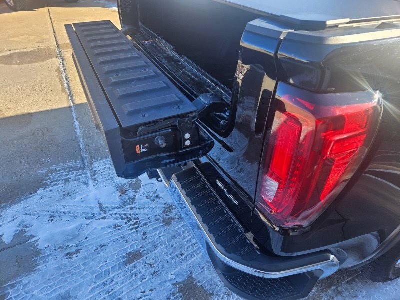 Used 2021 GMC Sierra 1500 SLT w/ SLT Premium Package image 7