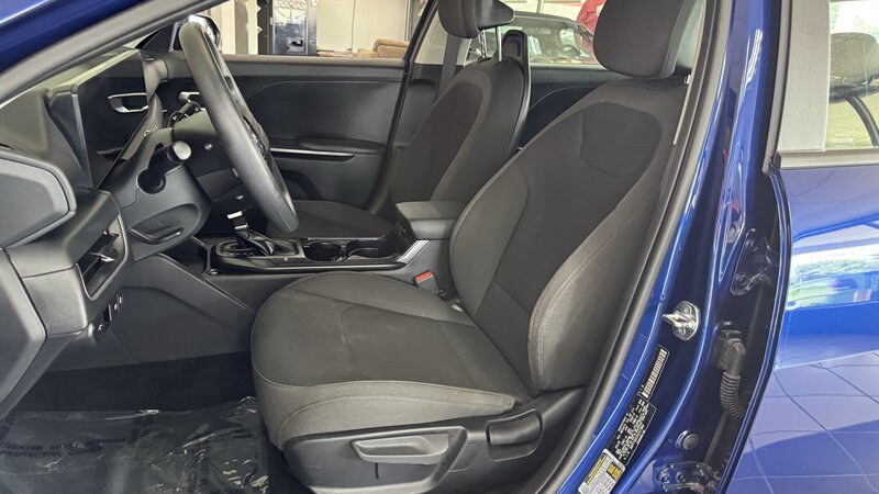 Used 2026 Kia K4 FWD image 9