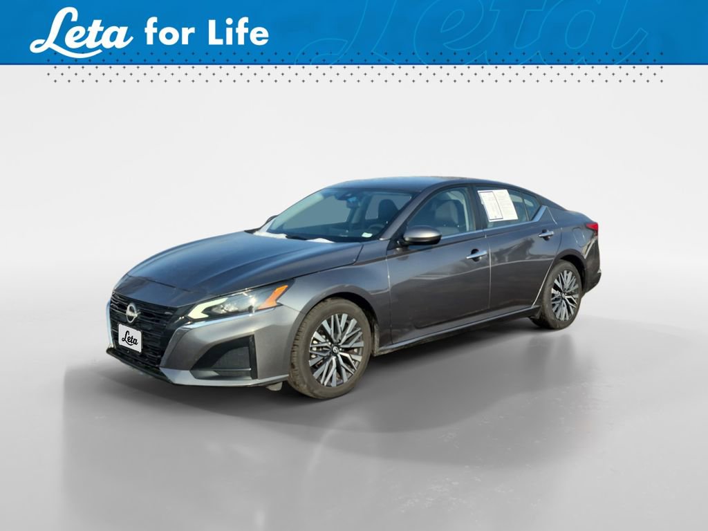 Used 2023 Nissan Altima 2.5 SV