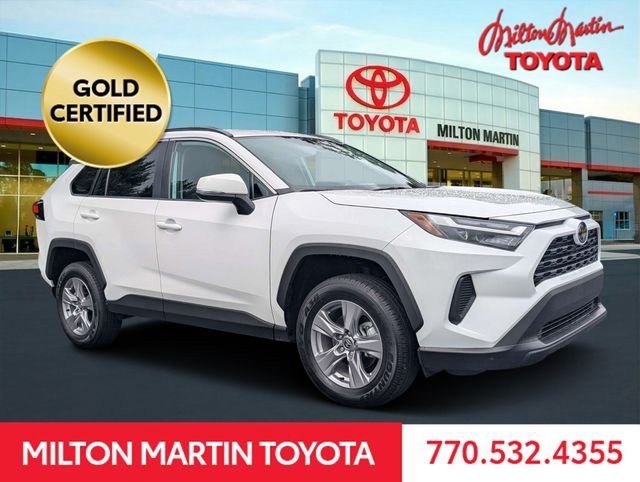 Used 2025 Toyota RAV4 XLE FWD image 1