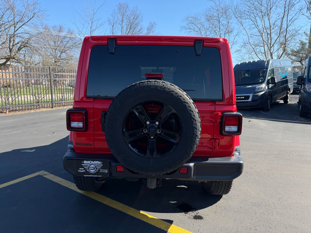 Used 2022 Jeep Wrangler Unlimited Sahara image 6