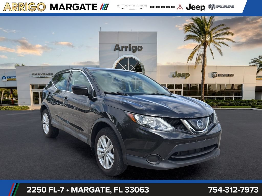 Used 2019 Nissan Rogue Sport S w/ Appearance Package