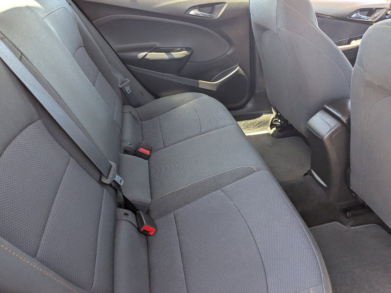 Used 2018 Chevrolet Cruze LS FWD image 11