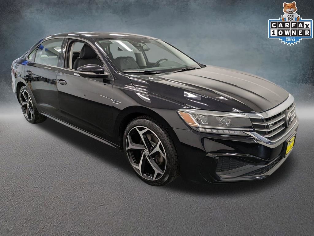 Used 2020 Volkswagen Passat 2.0T R-Line image 3