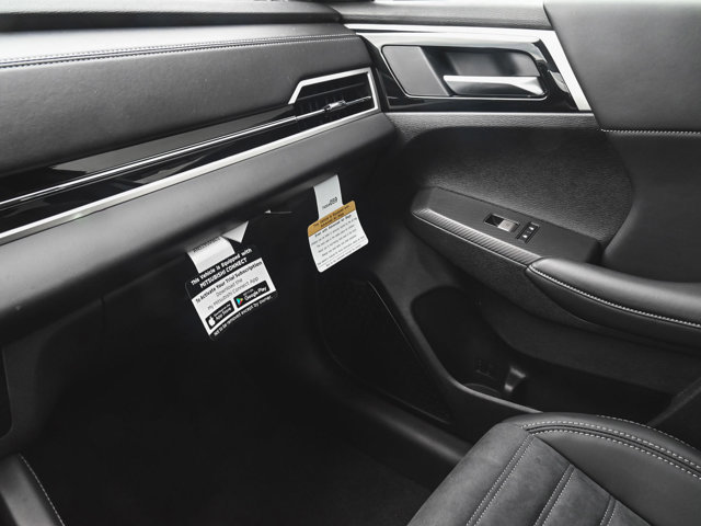 New 2025 Mitsubishi Outlander SE image 17