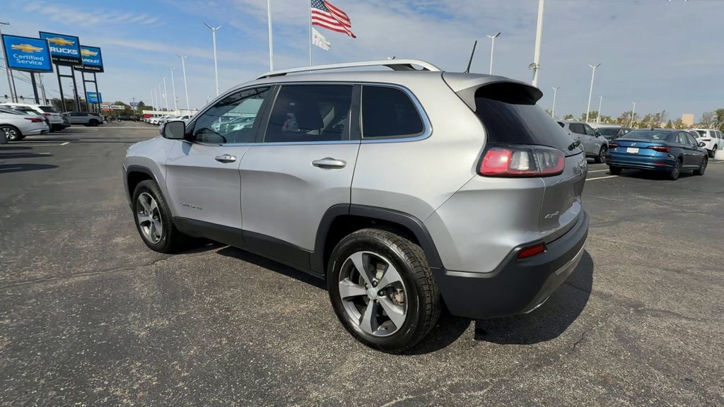 Used 2019 Jeep Cherokee Limited AWD/4WD image 6