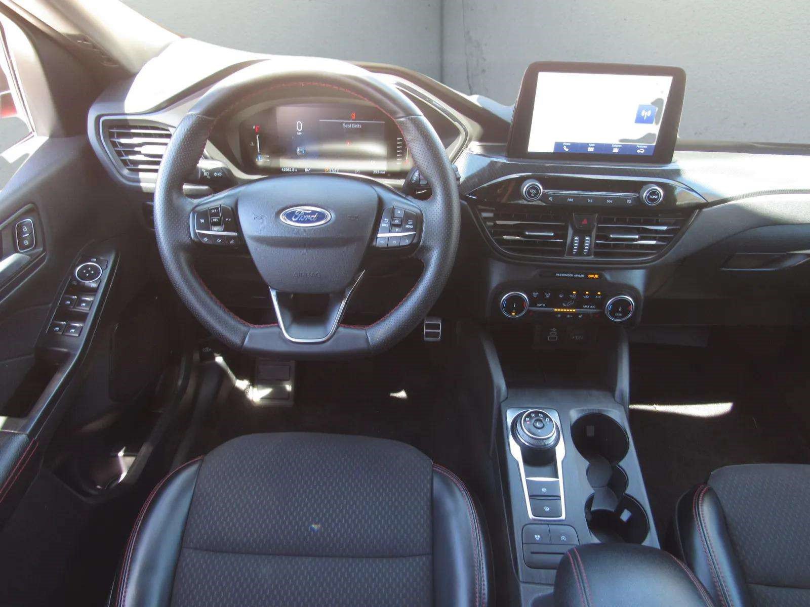Used 2024 Ford Escape ST-Line AWD/4WD image 17