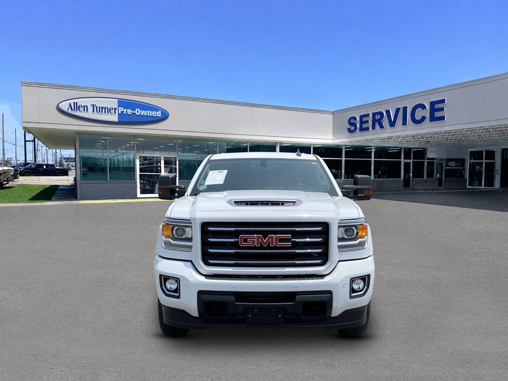 Used 2019 GMC Sierra 2500 SLT w/ Duramax Plus Package AWD/4WD image 3