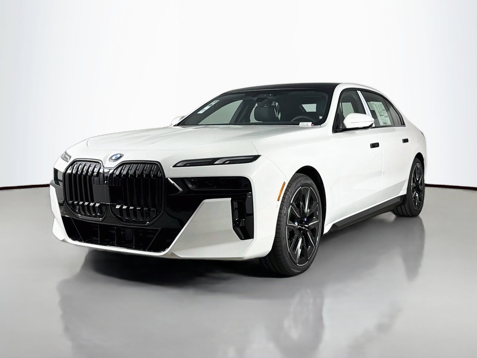 New 2026 BMW i7 eDrive50 w/ M Sport Package RWD image 3